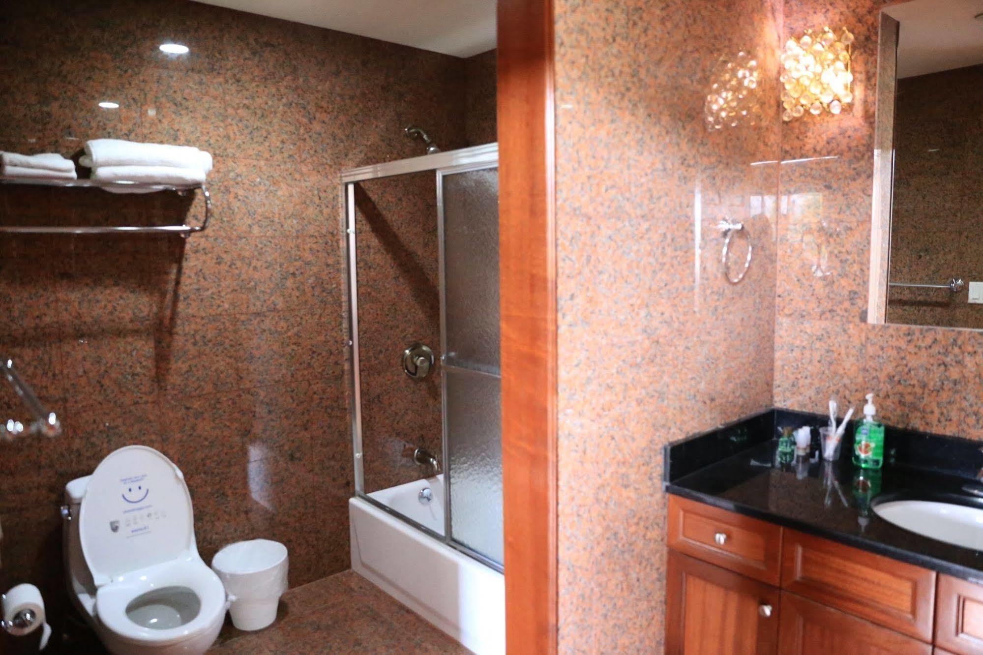 Phoenix Brooklyn Sunset Park (adults Only) Hotel 2*