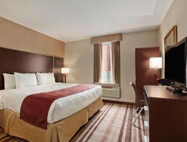 Days & By Wyndham Jamaica Jfk Airport Hotel
