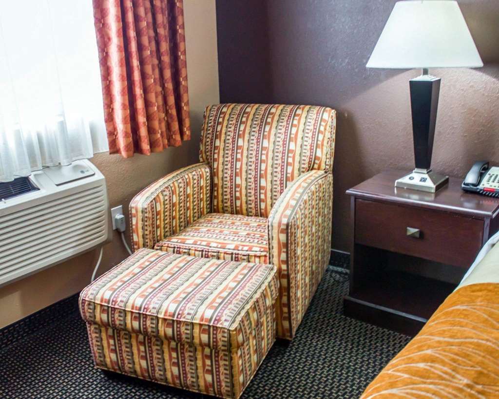 Travelodge By Wyndham Queens 3* New York