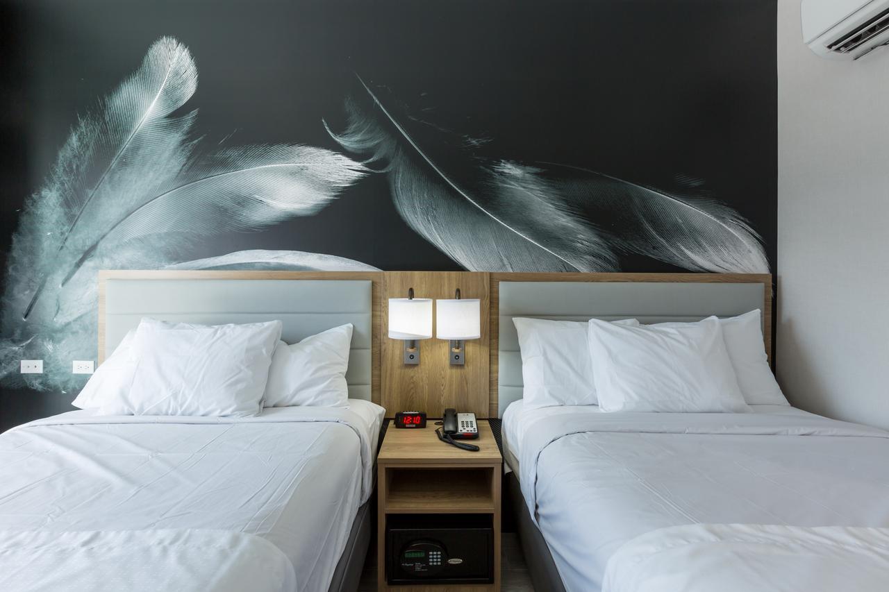 Hotel Ninety Five - Jfk Airport 3*