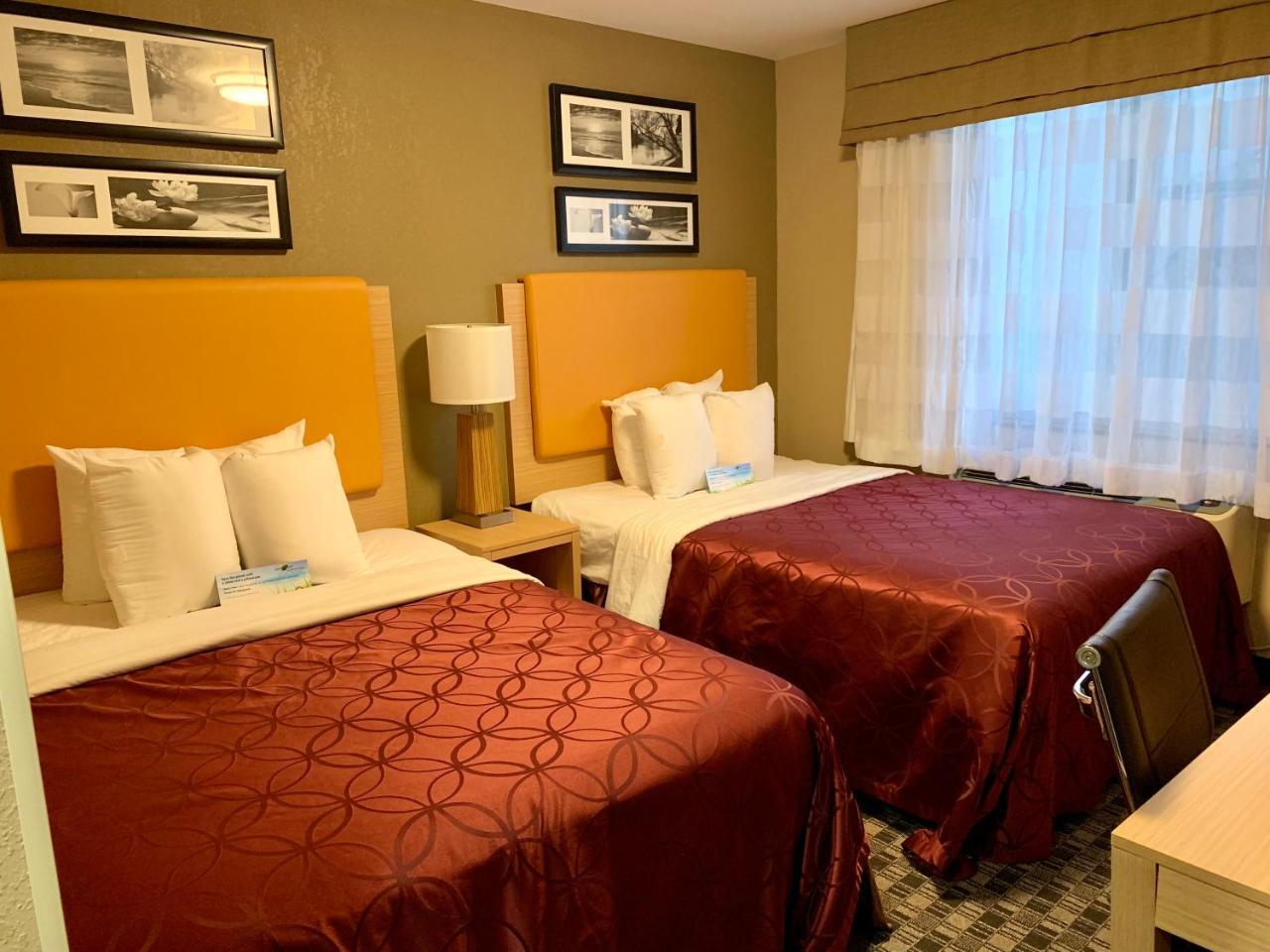 Hotel Days By Wyndham Brooklyn Borough Park