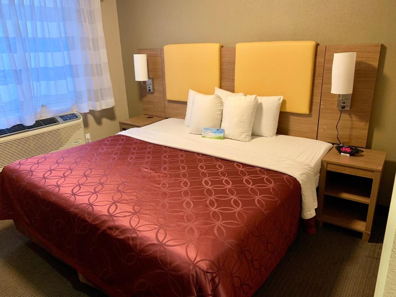 Hotel Days By Wyndham Brooklyn Borough Park