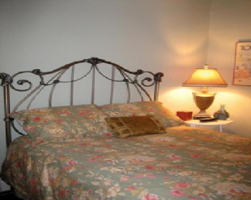 Guest house Bronx