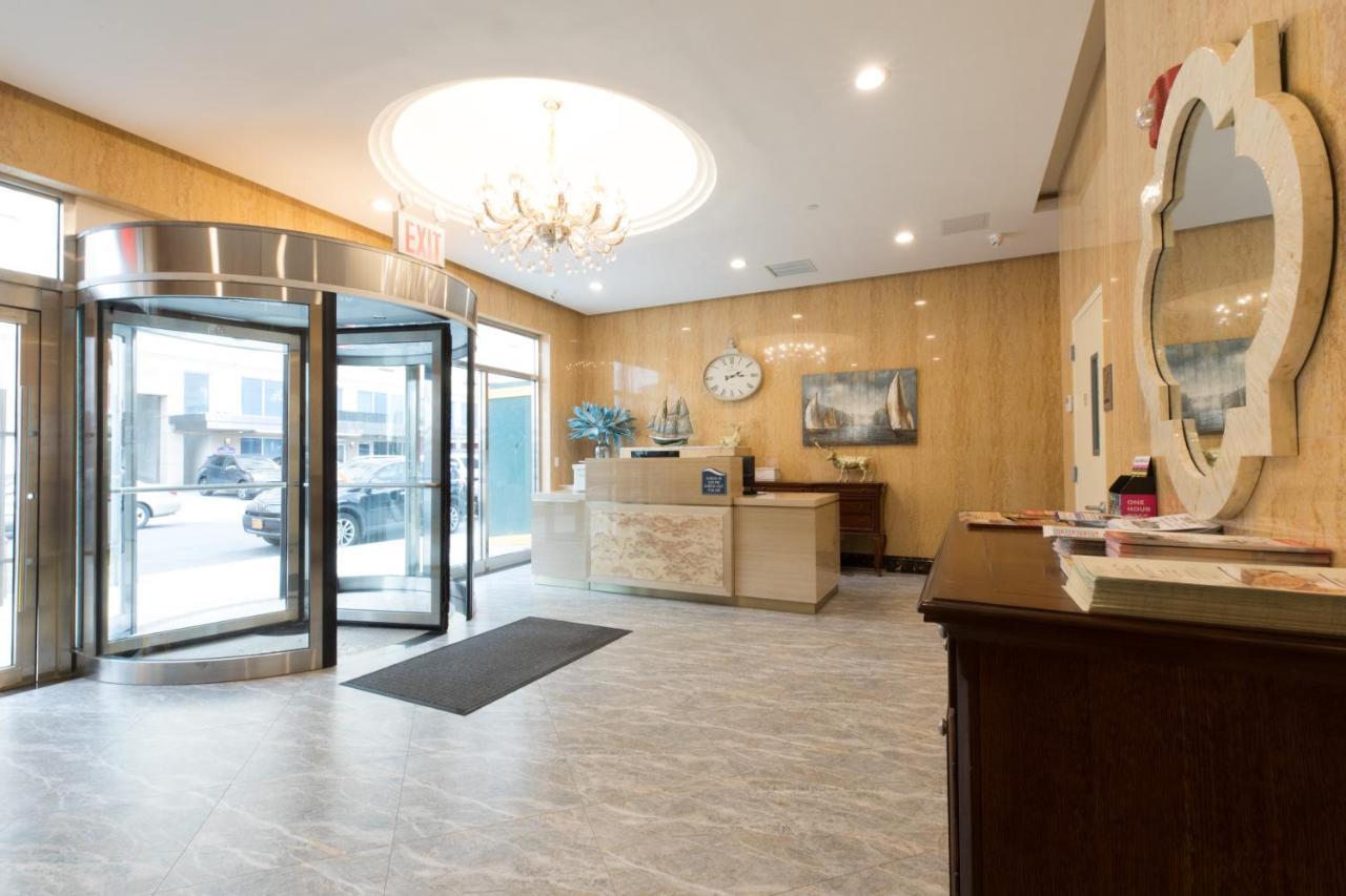 Mayflower Boutique Hotel 2*