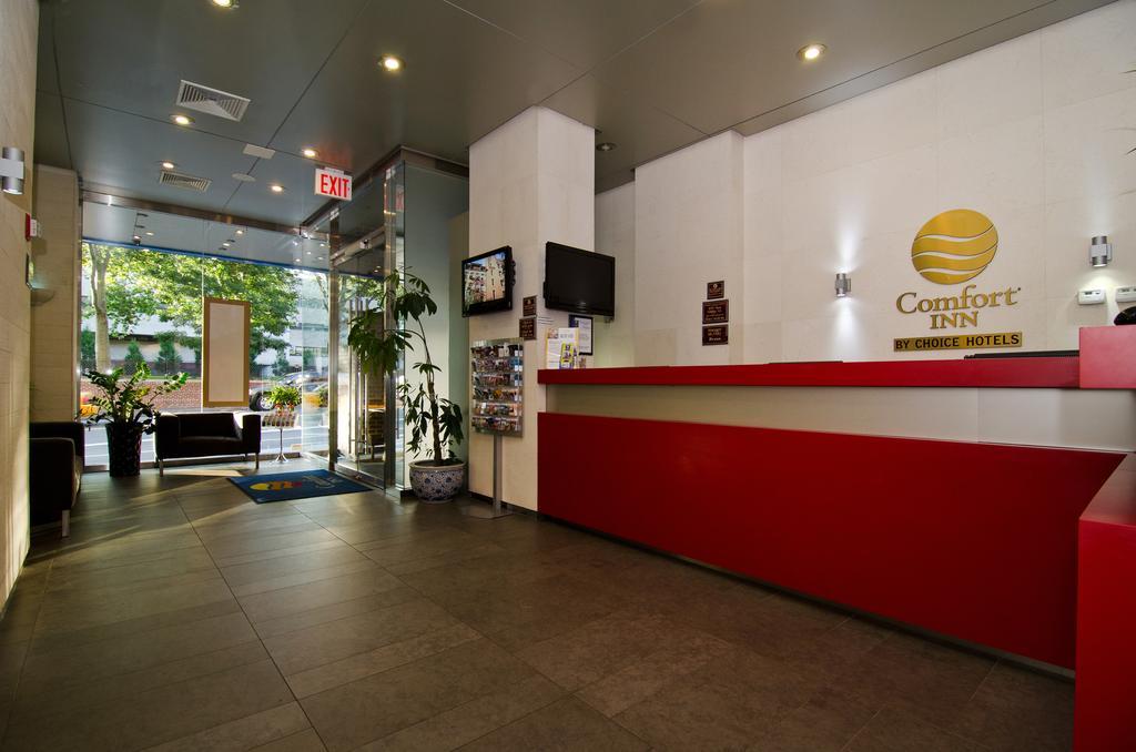 Comfort Manhattan Bridge Hotel