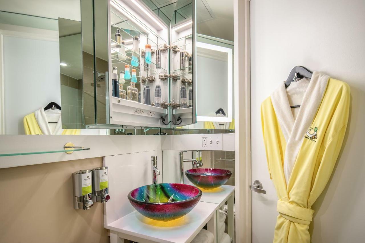 Staypineapple, An Artful Hotel, Midtown 4*