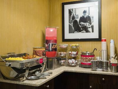 Hotel Hampton Seaport Financial District