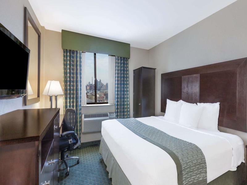 Royal 2* New York