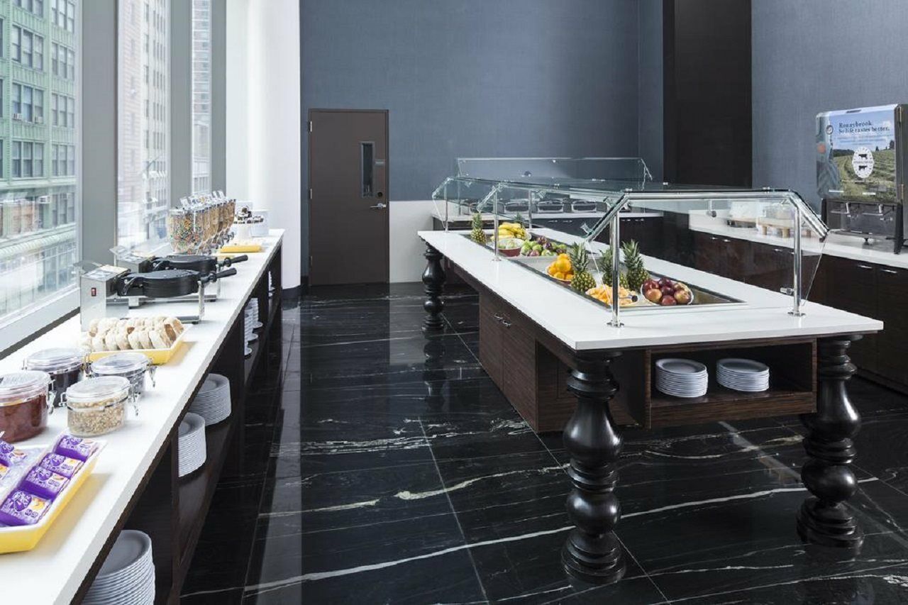 Hotel By Marriott Manhattan/central Park New York