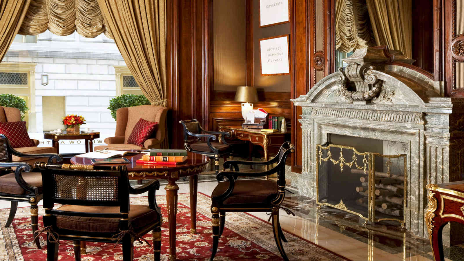 Hotel The St. Regis 5*