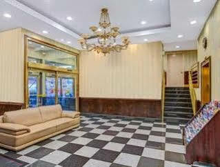 Hillcrest Near Jfk Airtrain New York
