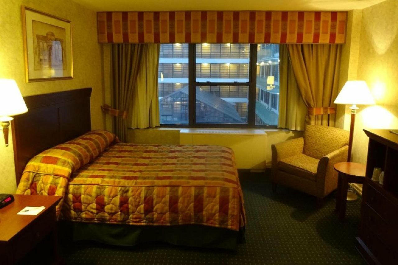 Travel - Midtown Manhattan 2*