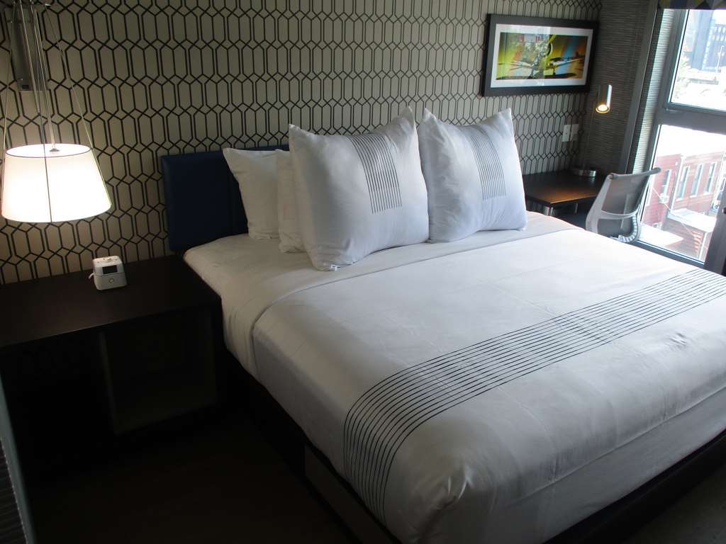 Glō Western Brooklyn Nyc Hotel 3*