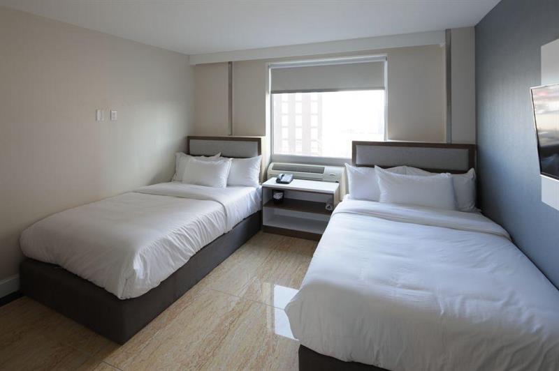 Mayflower Boutique Hotel 2*