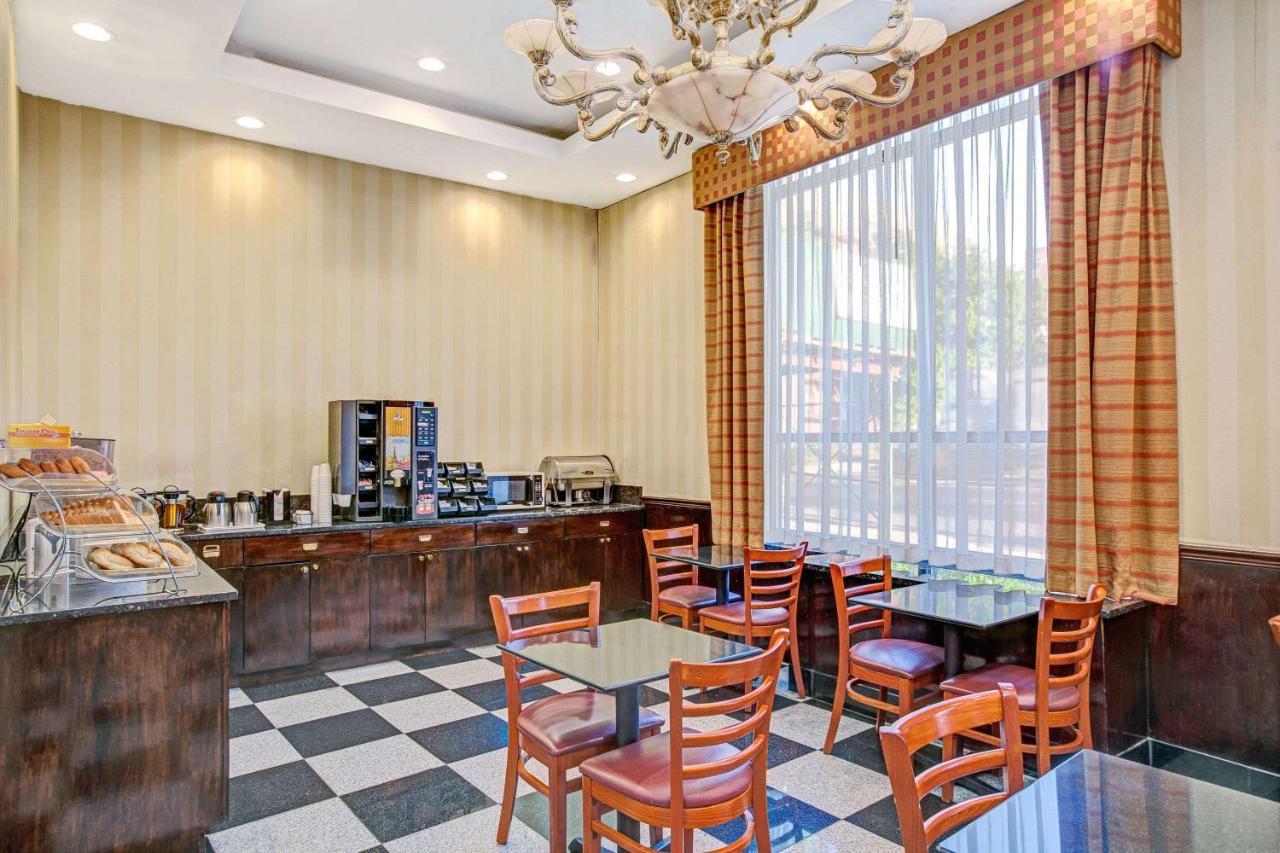 Hillcrest Near Jfk Airtrain 2* New York