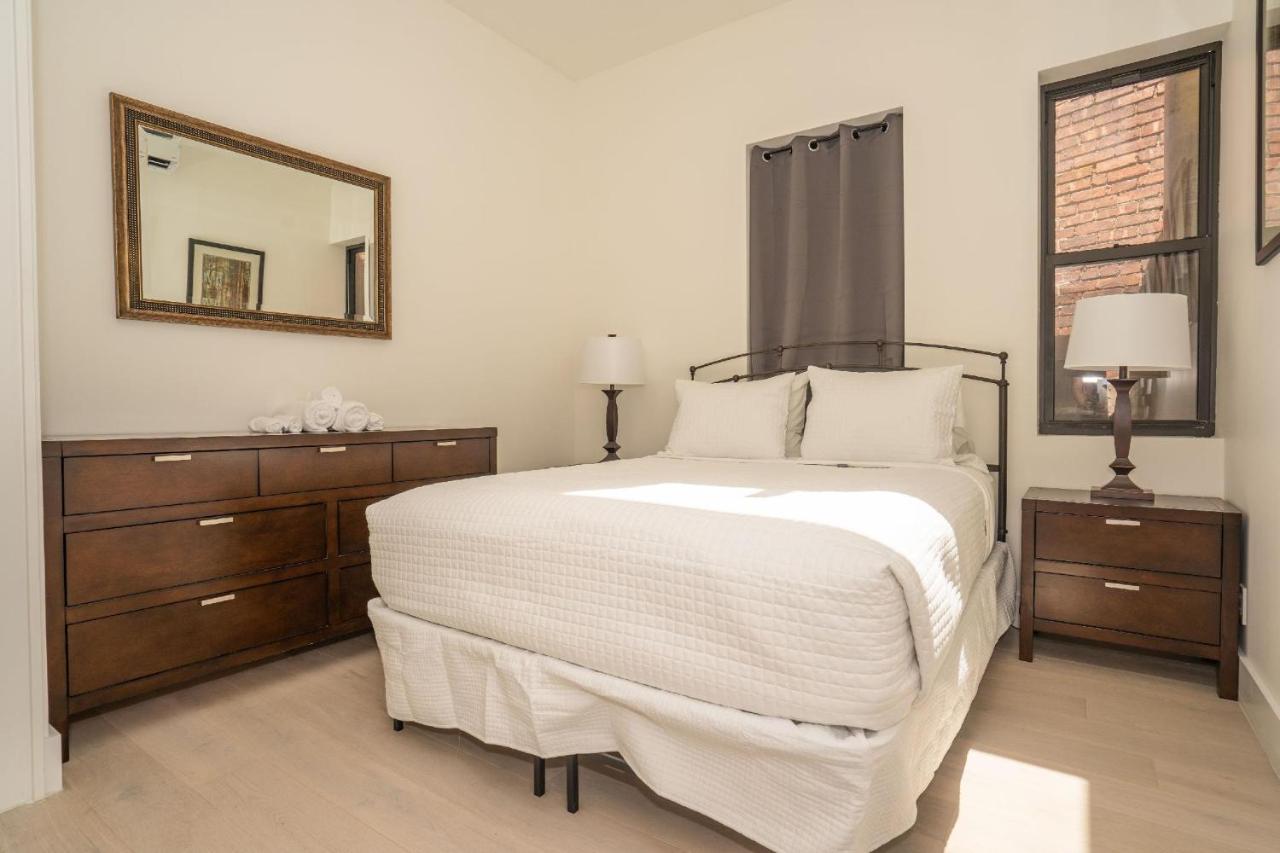 West Village Cozy 30 Day Apartment