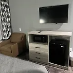 Deluxe Inn & Suites - Long Island City Nyc