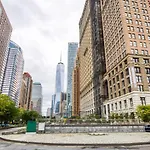 Financial District Studio W Doorman Elevator Nyc-1264