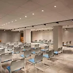 Aloft Long Island City-Manhattan View