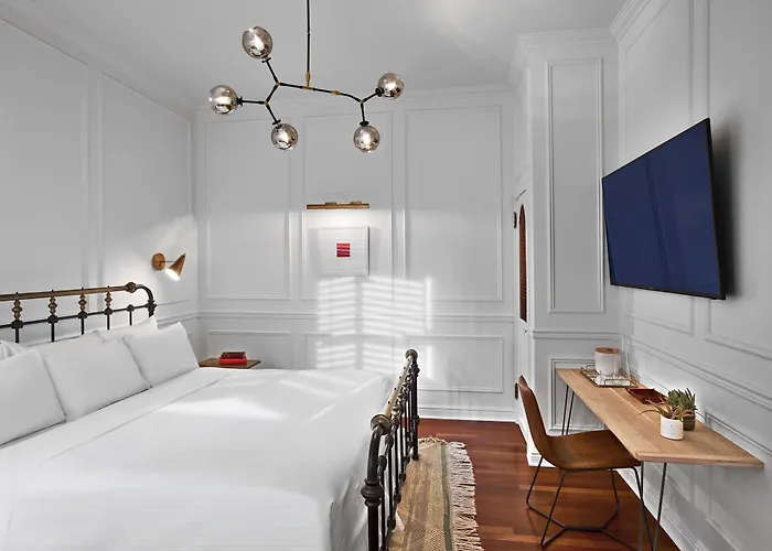 Life Hotel New York