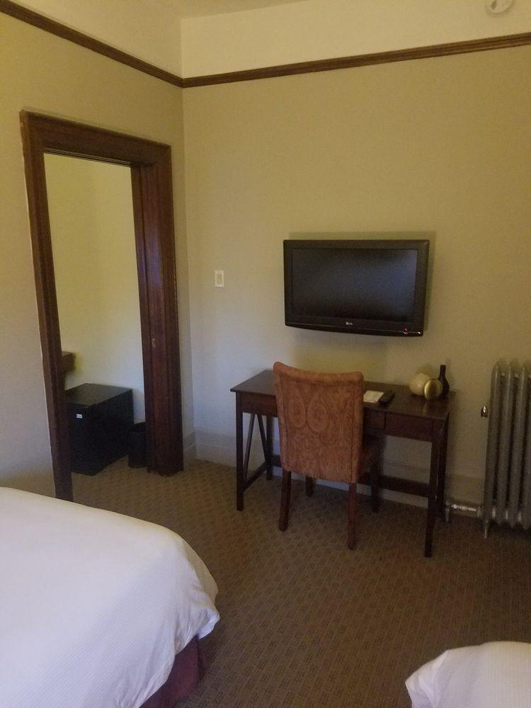 Hotel Wales 3*