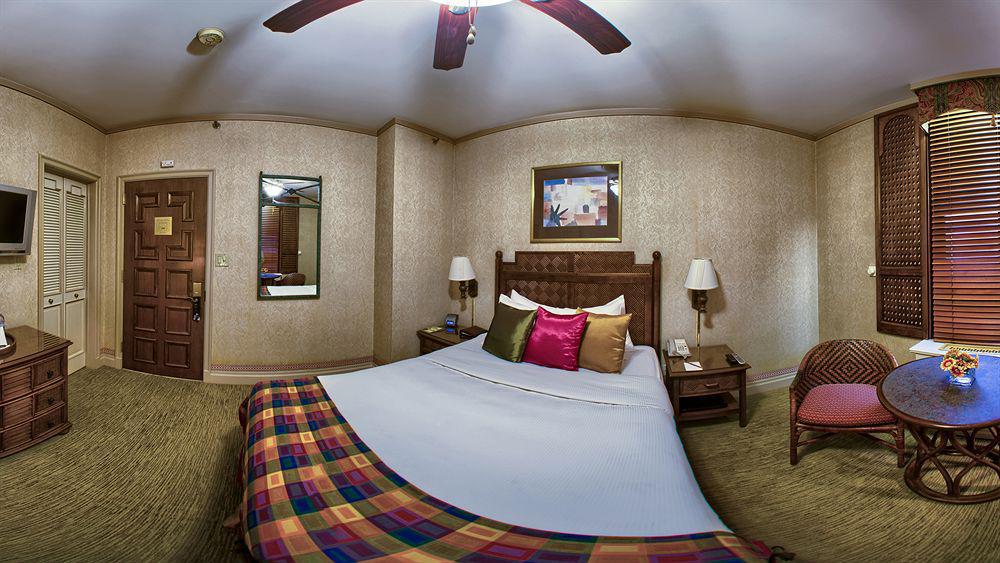 Casablanca By Library Collection 4*