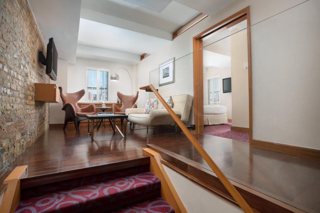 57 Hotel 4*