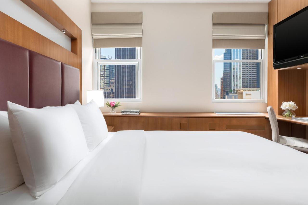 57 Hotel 4*