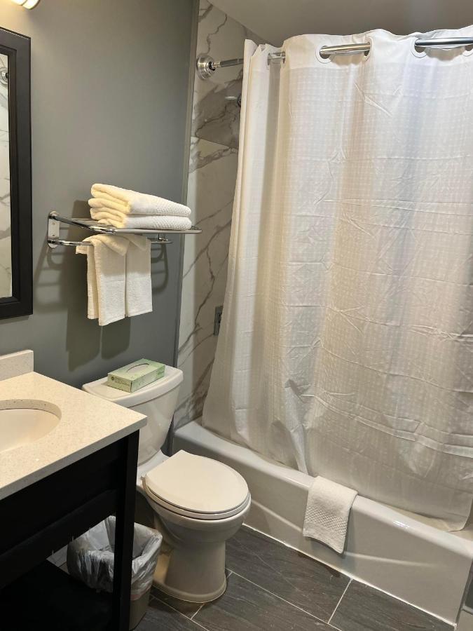 Deluxe & - Long Island Nyc Hotel New York