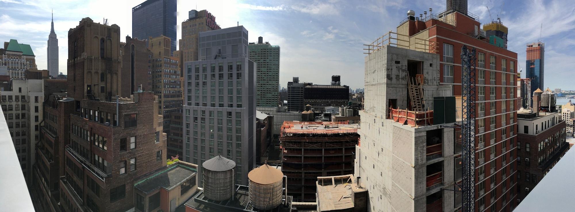 Hilton Garden Times Square South Hotel 3*