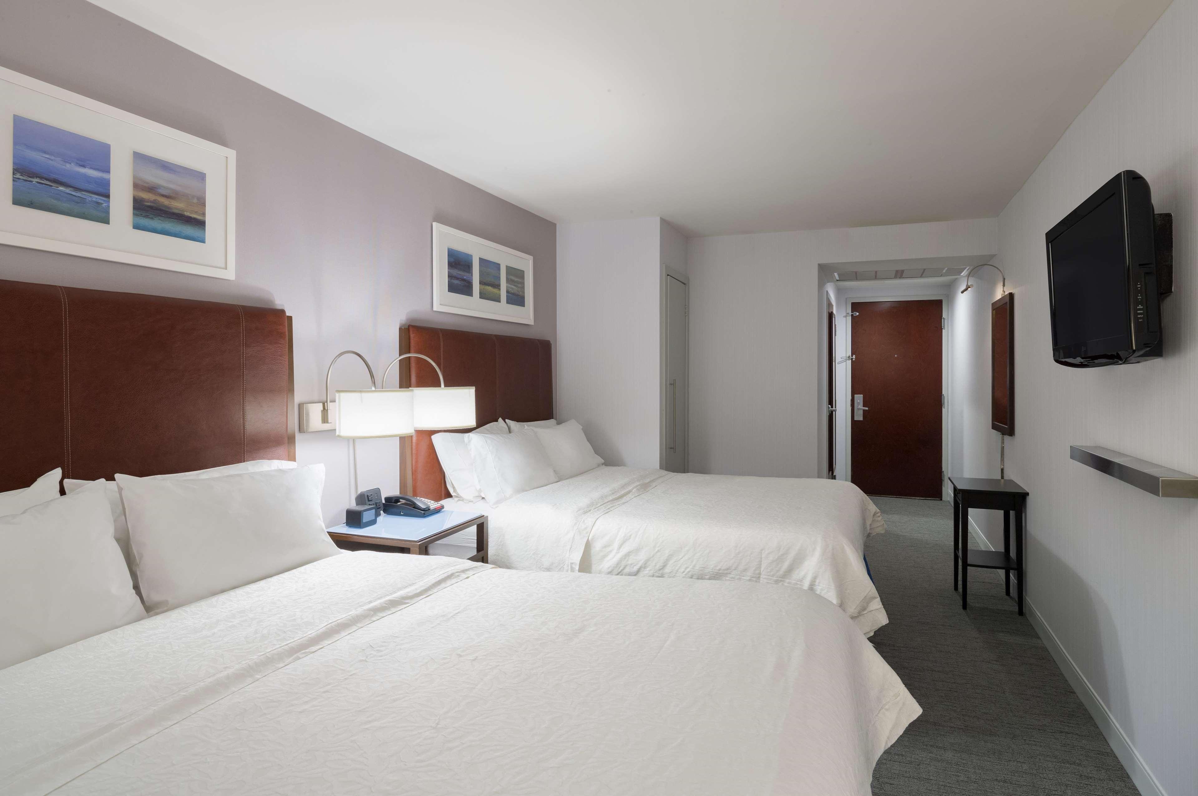 Hampton Seaport Financial District Hotel
