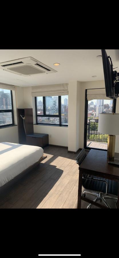 Orchard Street Hotel