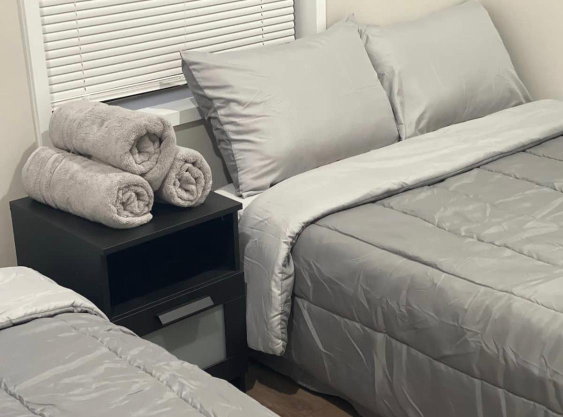 Apartment 145 St Queens Near Jfk, Lga, & Citi Field, Free Parking In The Backyard 646-667-6696 New York