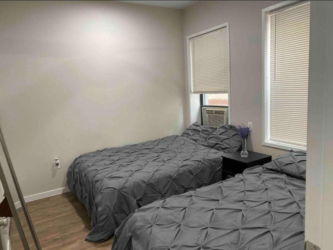 Apartment 145 St Queens Near Jfk, Lga, & Citi Field, Free Parking In The Backyard 646-667-6696 New York