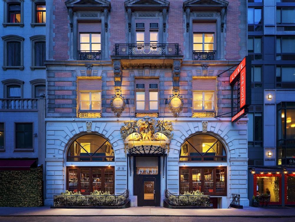 Life 4* New York