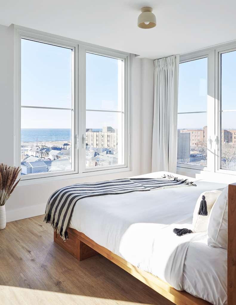 The Rockaway Hotel 4*