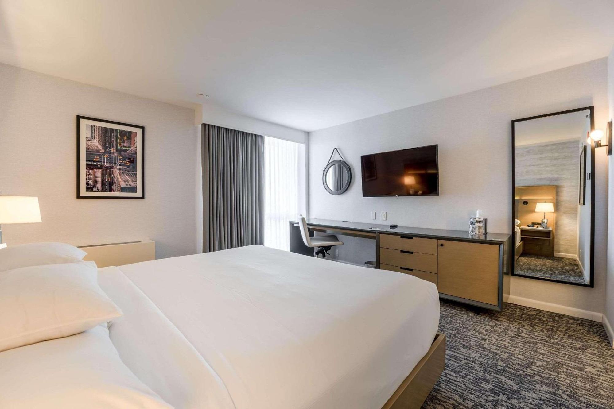 Radisson Jfk Airport Hotel 3*