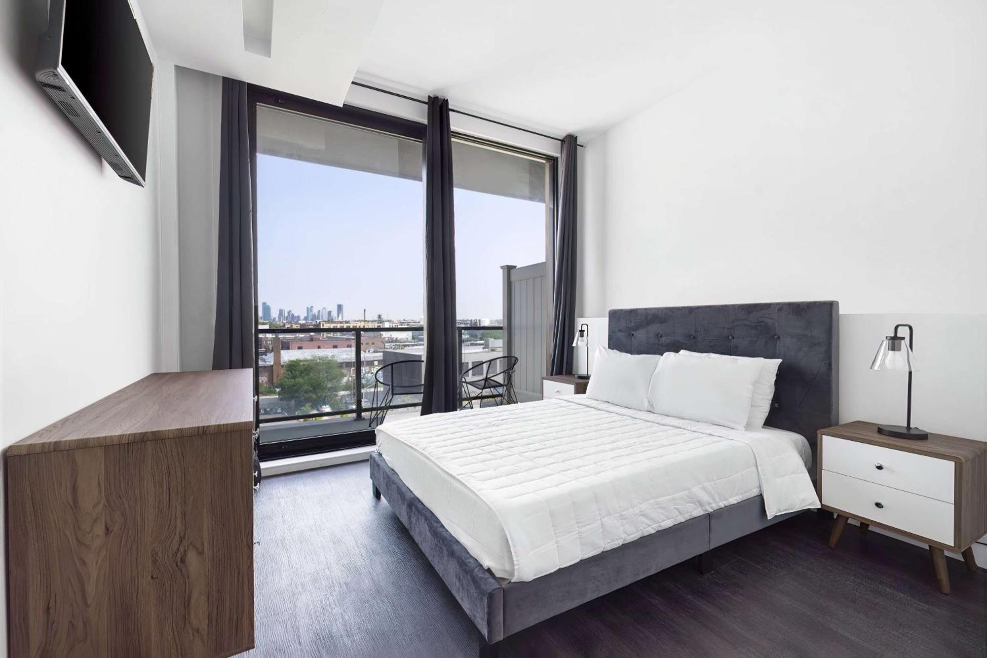 Nova Brooklyn Hotel
