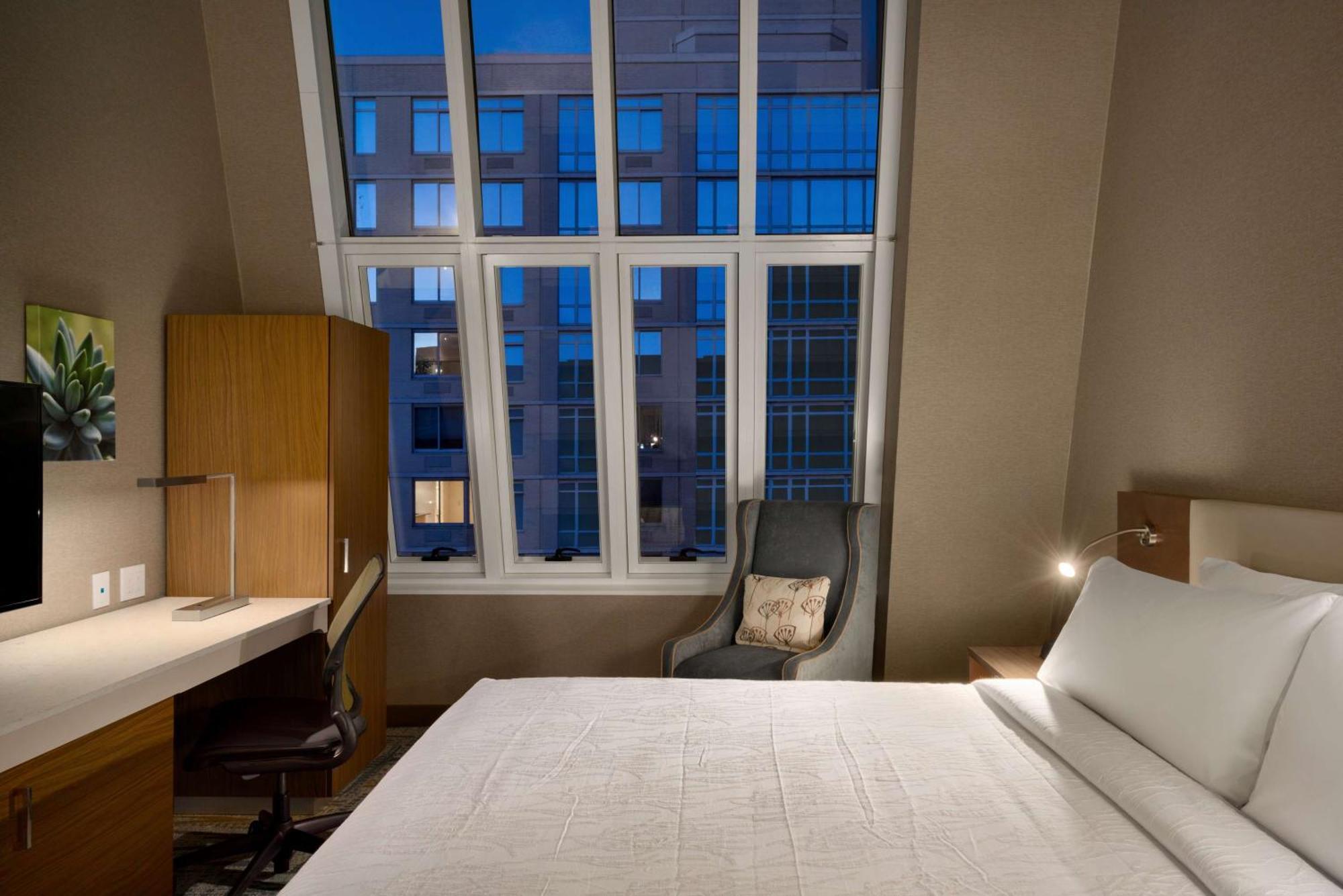 Hilton Garden Times Square South New York