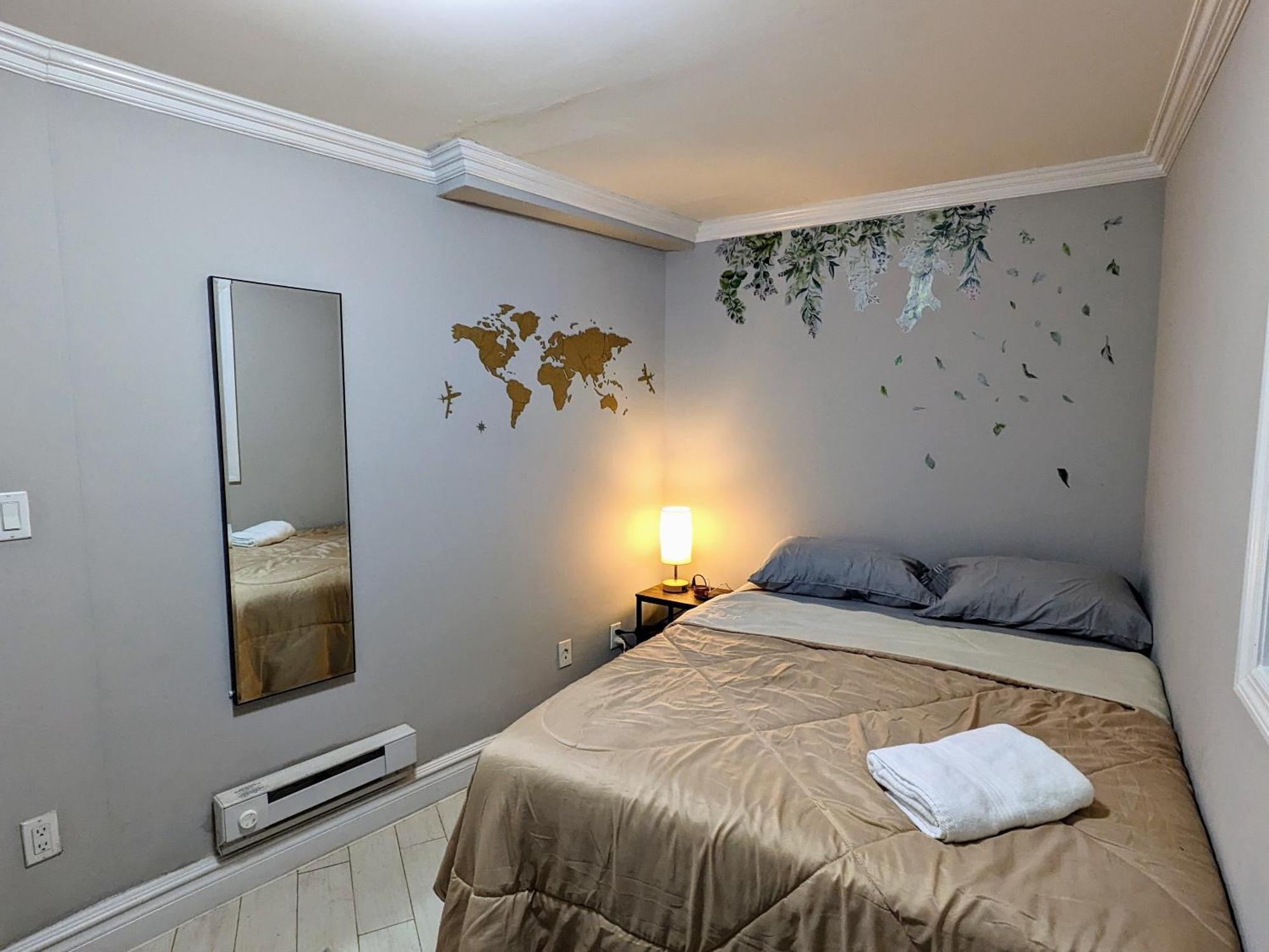 Apartment Private At A Shared At The Heart Of East Village *