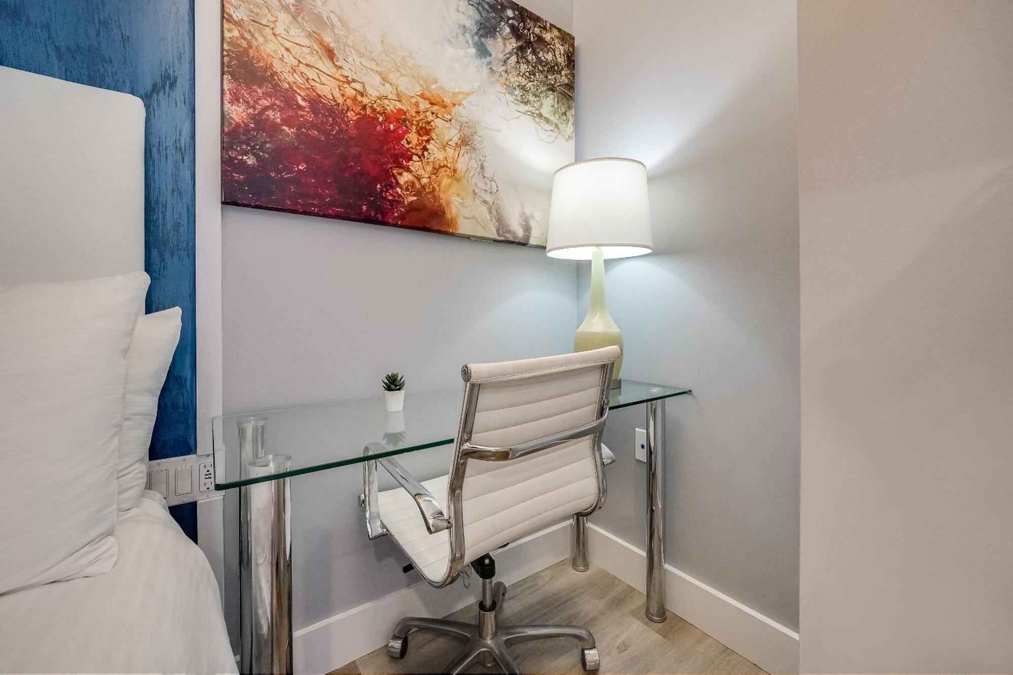 Global Luxury At The Arches Hotel