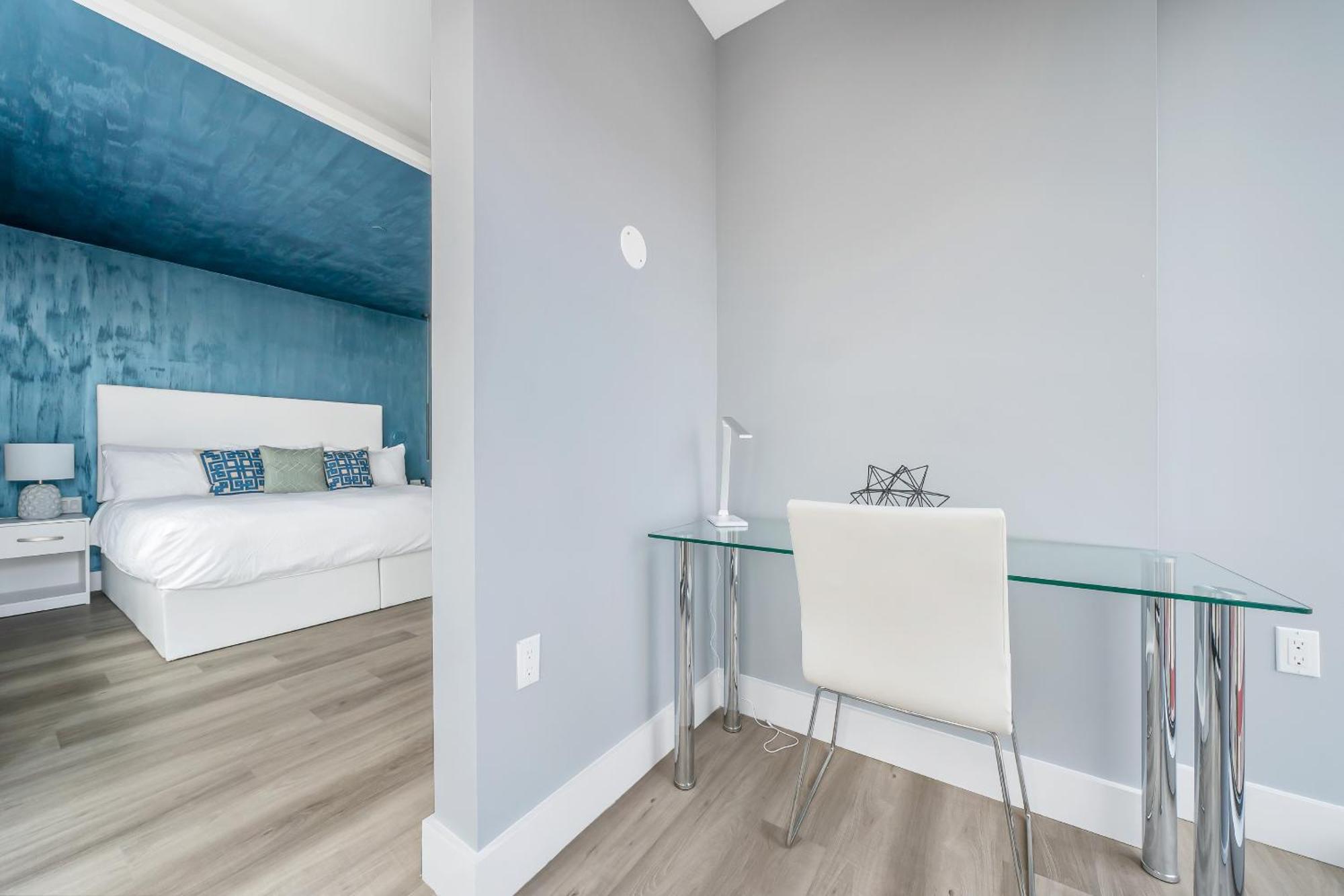 Hotel Global Luxury At The Arches 4*