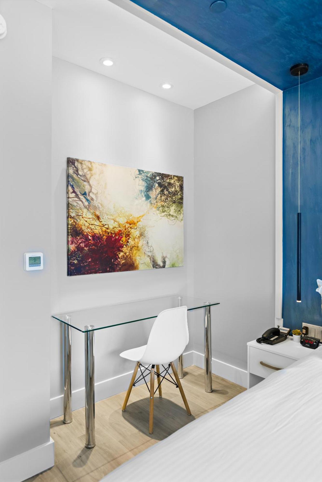 Global Luxury At The Arches Hotel