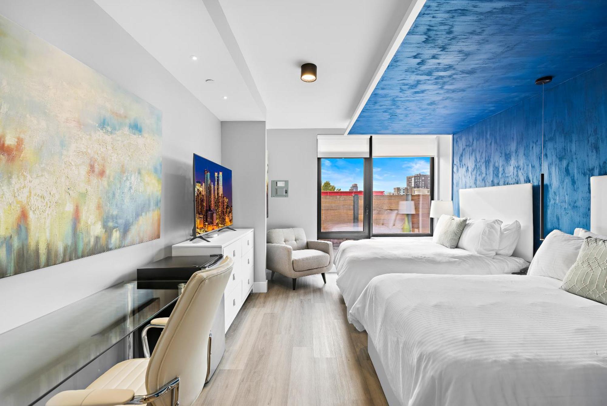 Hotel Global Luxury At The Arches 4*