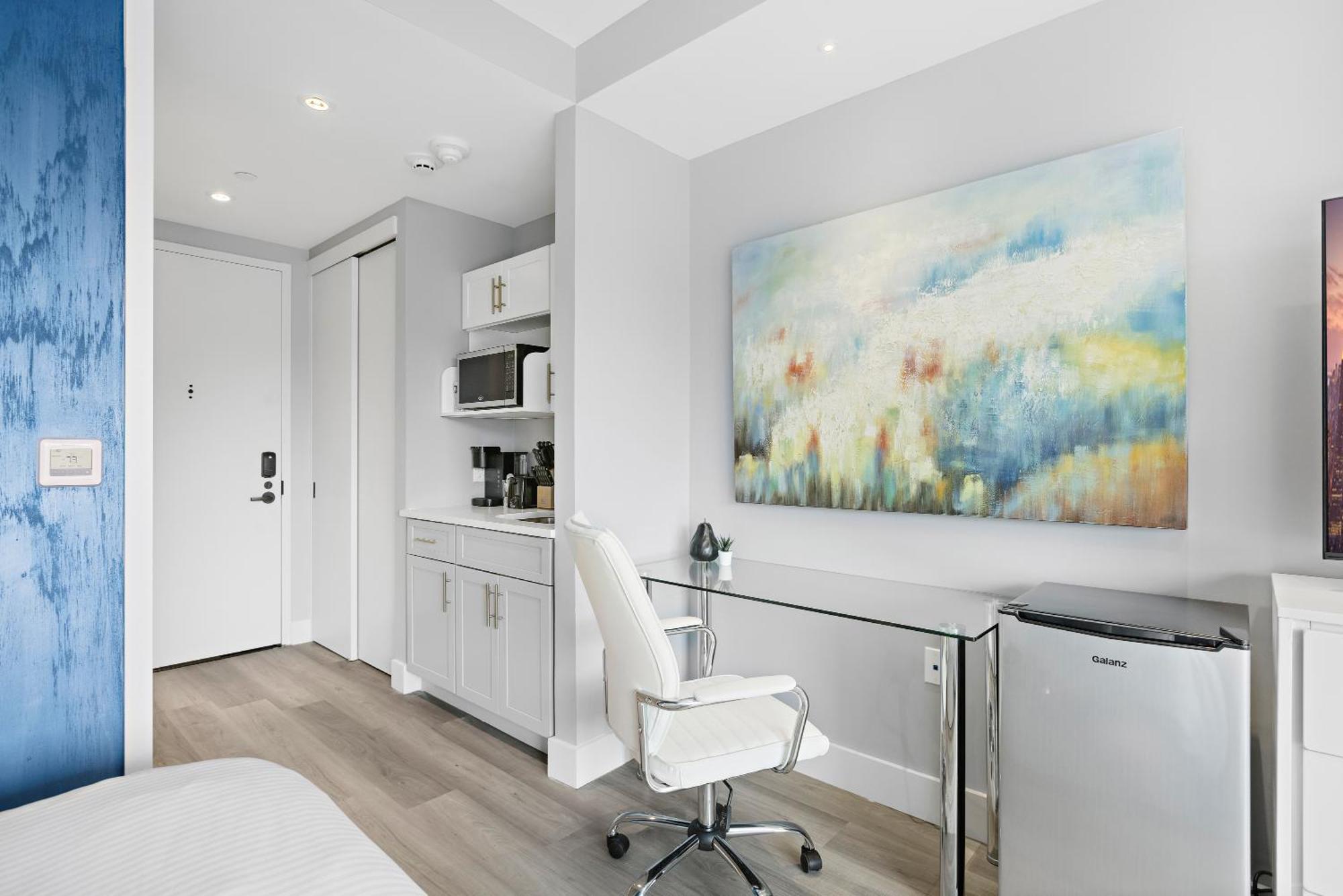 Global Luxury At The Arches Hotel New York
