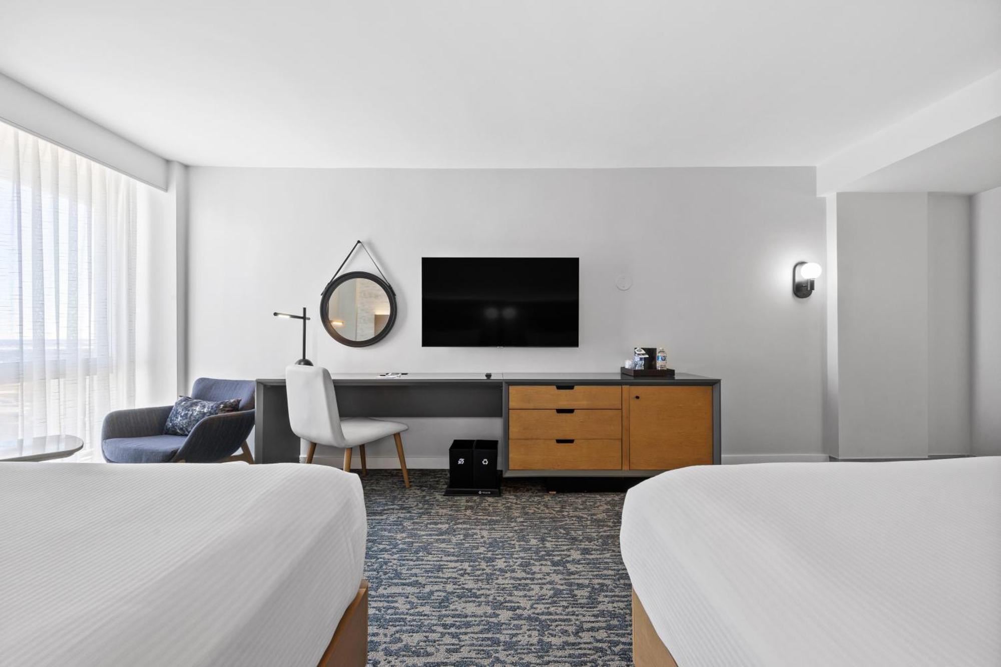 Radisson Jfk Airport Hotel 3*