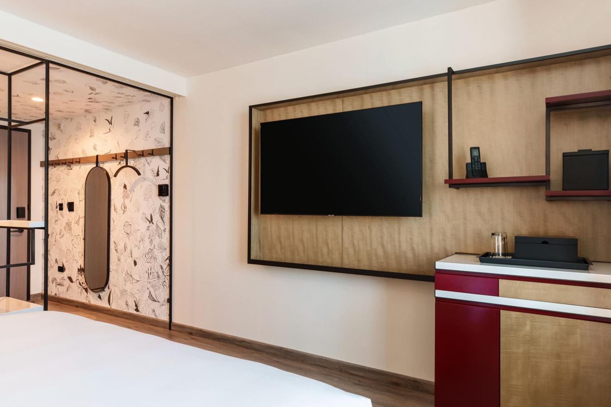 Renaissance Flushing At Tangram New York