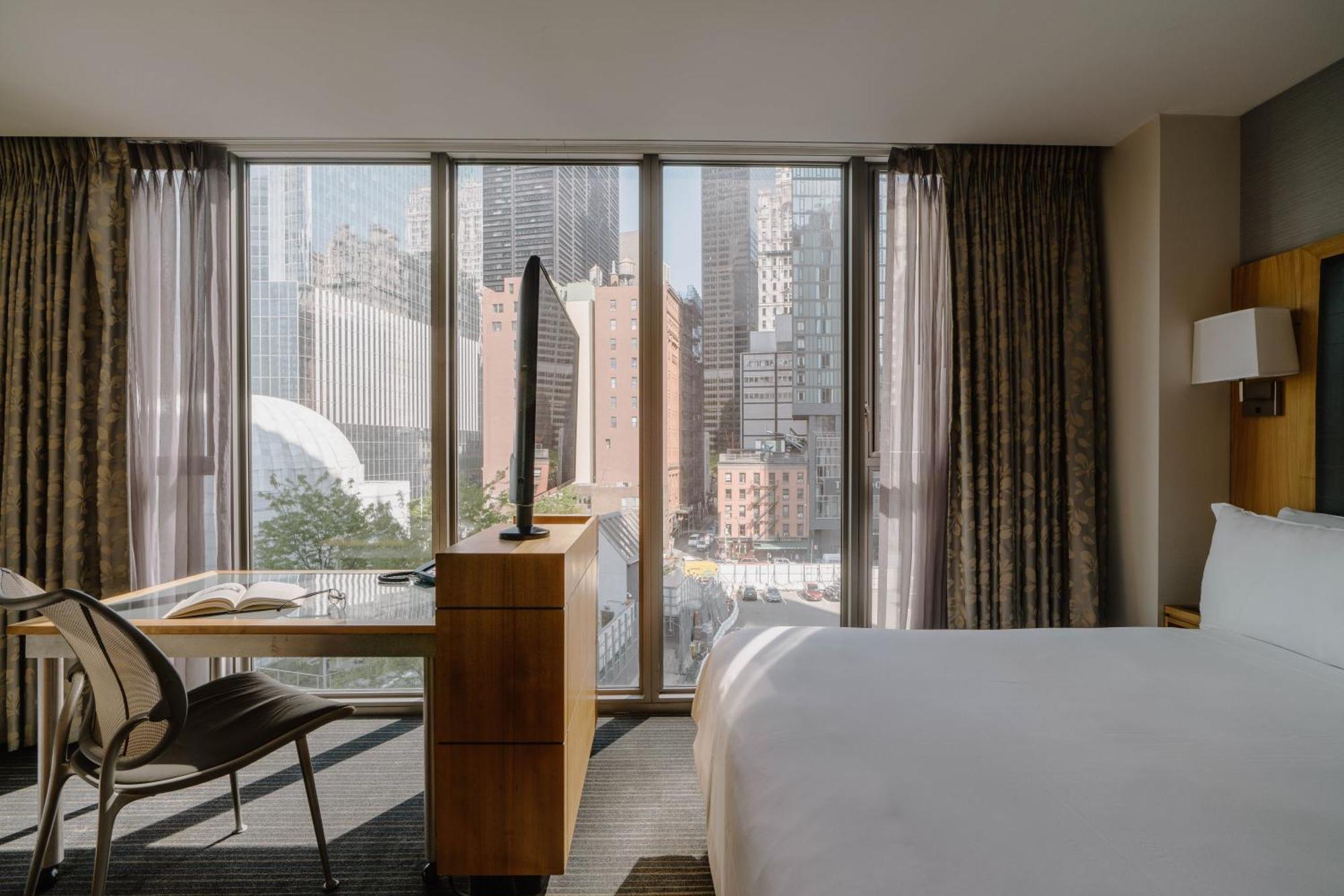 Hotel World Center