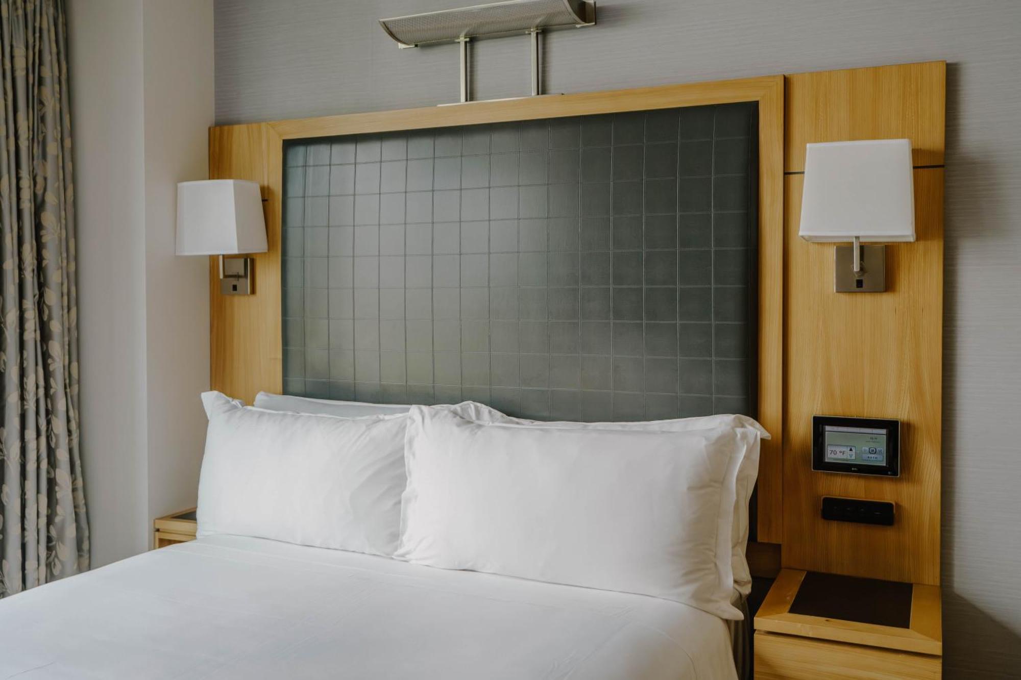 Hotel World Center New York