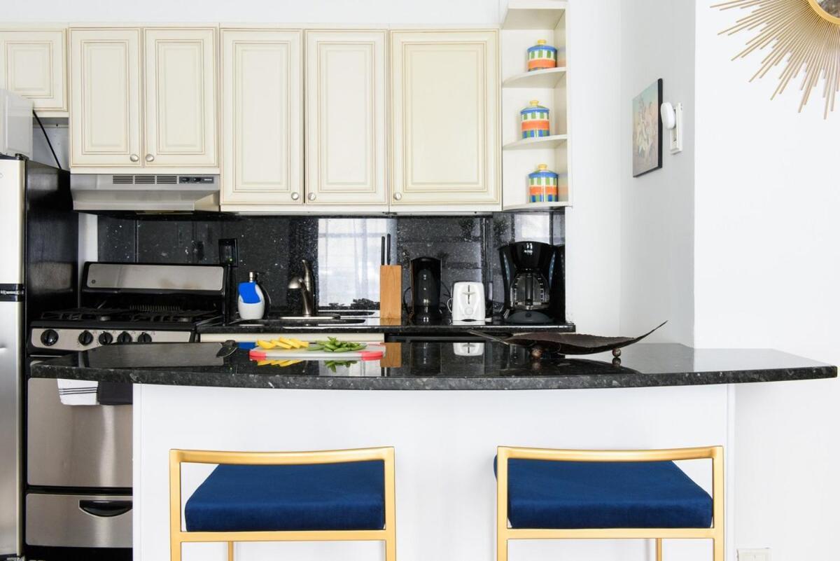 Apartment 26-2b Gramercy Large 1br Wd In Unit Courtyard *